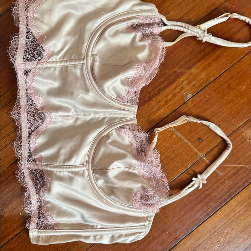 Victoria's Secret Cream and Pink Lace Trim Bra